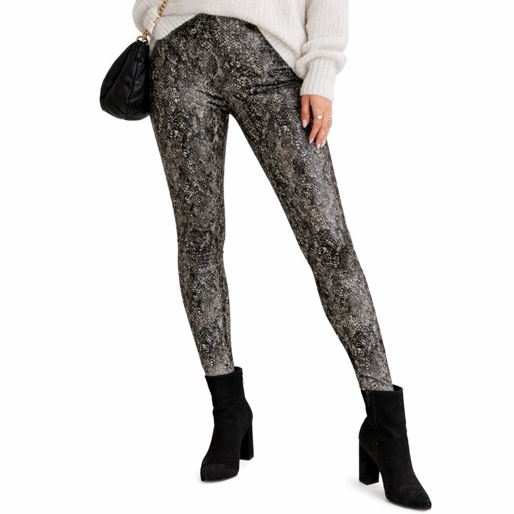 SPANX Faux Leather Snake Print Black & White Shine Leggings Size XL